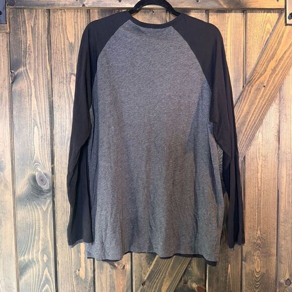 Vince Men's Gray/Black Double Layer Baseball Crew-Neck Long Sleeve T-Shirt Sz XL - Picture 6 of 8